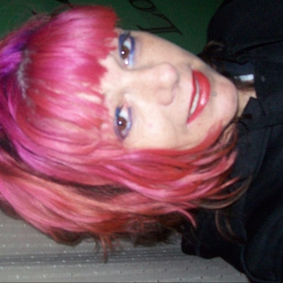 Meet your Posher, Kerry jo - Picture 2 of 4